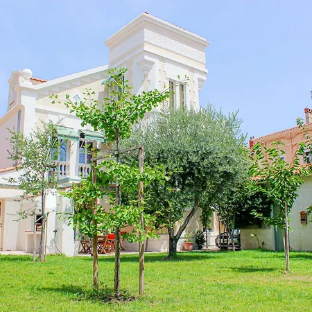 Villa Exceptionnelle maison de maître 2 à 12 voyageurs *